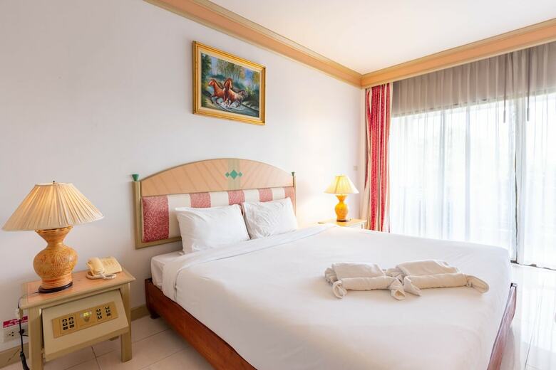 Starlite Khaoyai Hotel And Resort