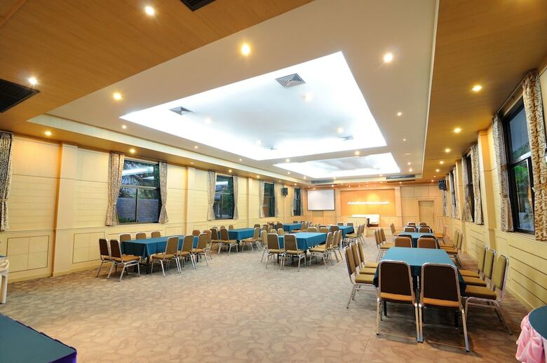 Starlite Khaoyai Hotel And Resort