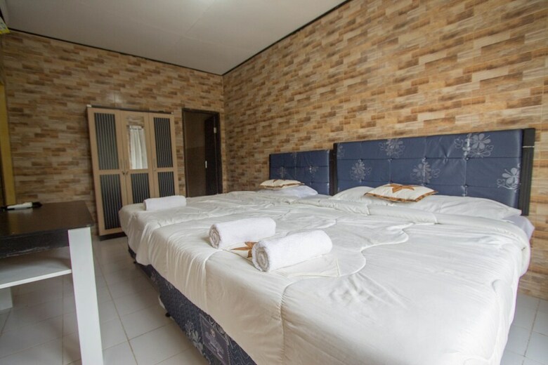 Hotel Clamonic House By Madhava