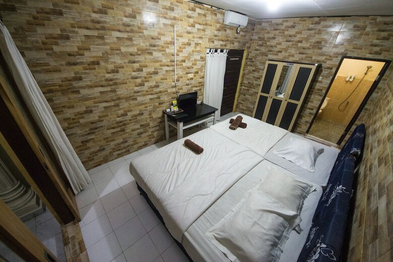 Hotel Clamonic House By Madhava