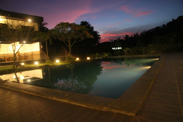 Apartamento Bumi Aditya Hotel