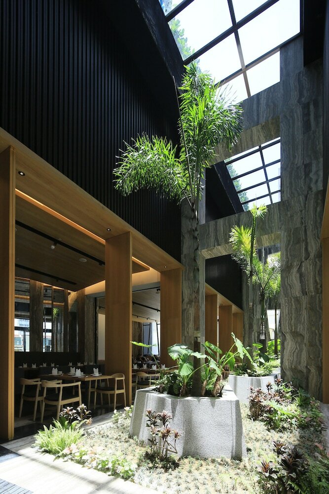 South Urban Hotel