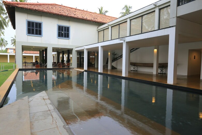 Hotel The Blue Water