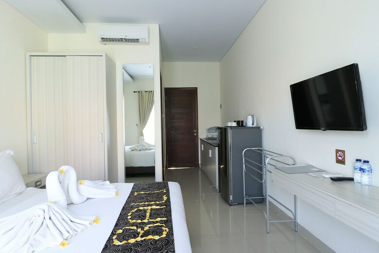 Hotel Tri Homestay Kuta