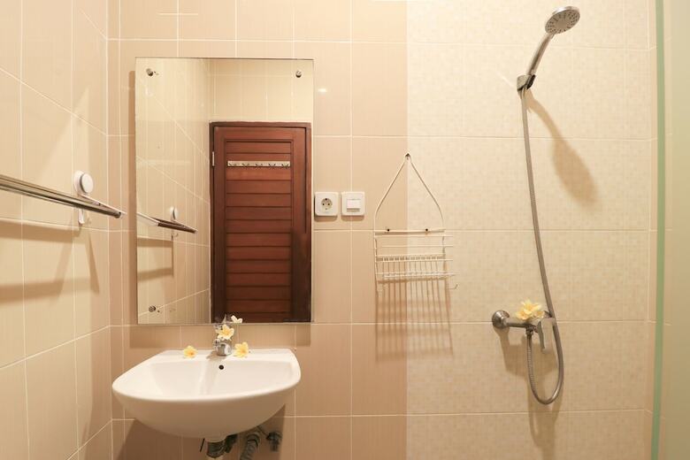 Hotel Tri Homestay Kuta