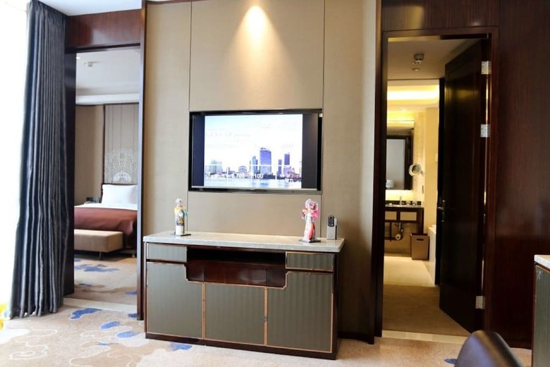 Grand Skylight International Hotel