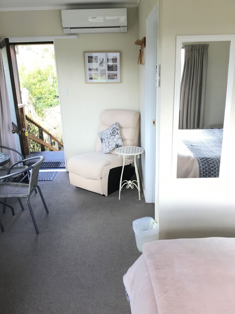 Hotel Waitomo Caves Guest Lodge