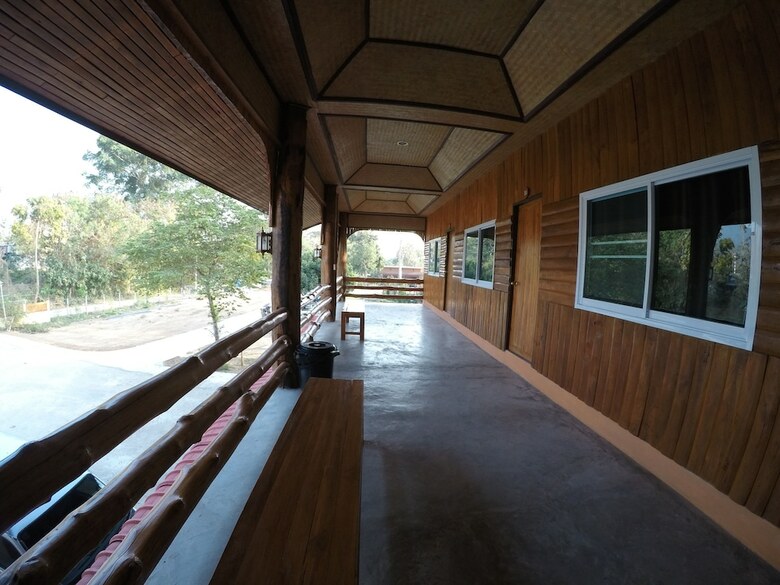 Hotel Baan Khue Wieng Resort