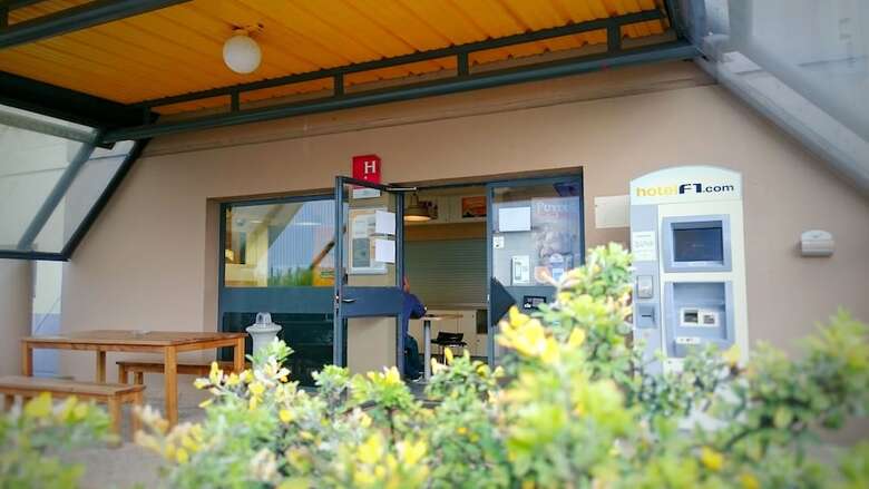 Hotelf1 Angers Ouest Beaucouze