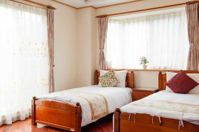 Hotel Deep Breathing B&B