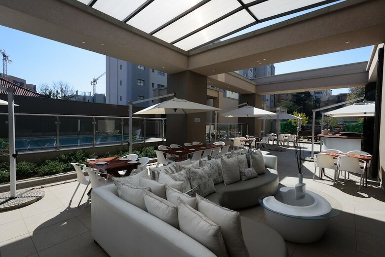 Aparthotel Sandton Apartment