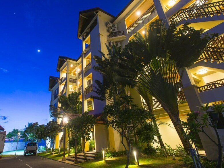 Apartamentos Sabah Beach Villas & Suites
