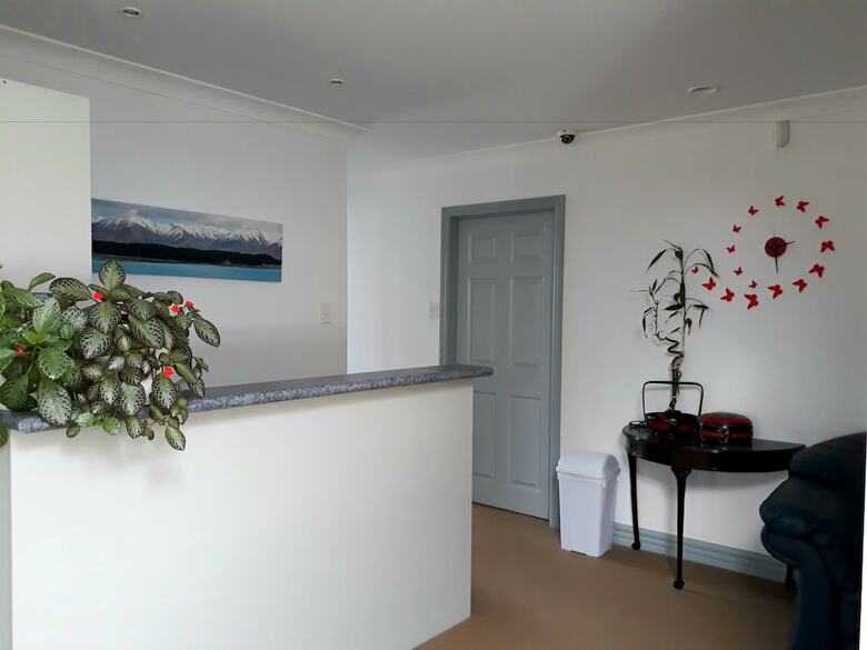 Lush & Co Auckland Bed & Breakfast