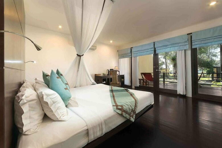 Hotel Bay Of Bengal Resort