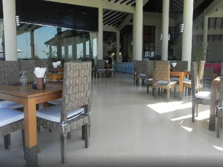 Hotel Bay Of Bengal Resort