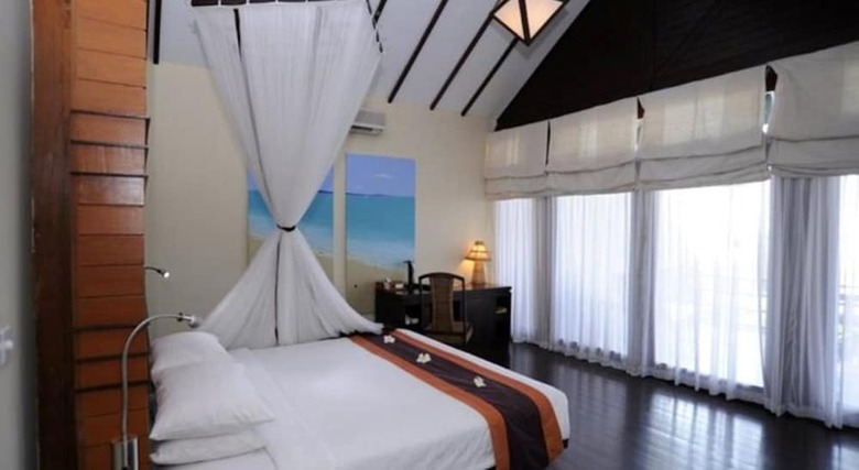 Hotel Bay Of Bengal Resort