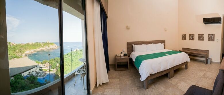 Hotel Isla Natura Beach Huatulco