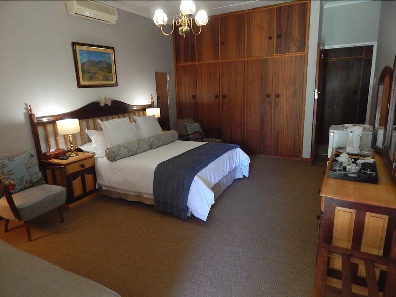 Hotel La Paix Guest House