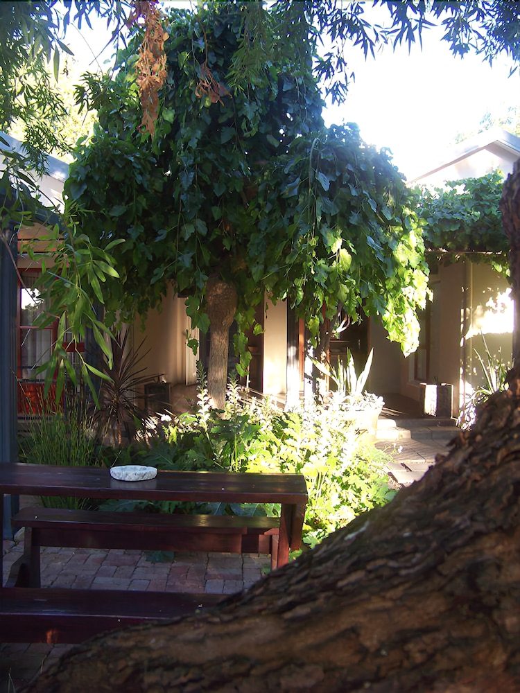 Hotel La Paix Guest House