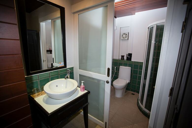 Hotel Baan Amphawa Resort & Spa