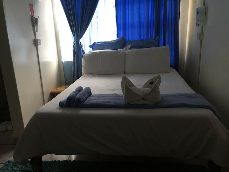 Hotel Liya Guest Lodge