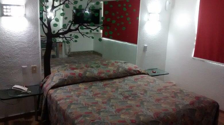 Hotel Autoparadores Del Valle