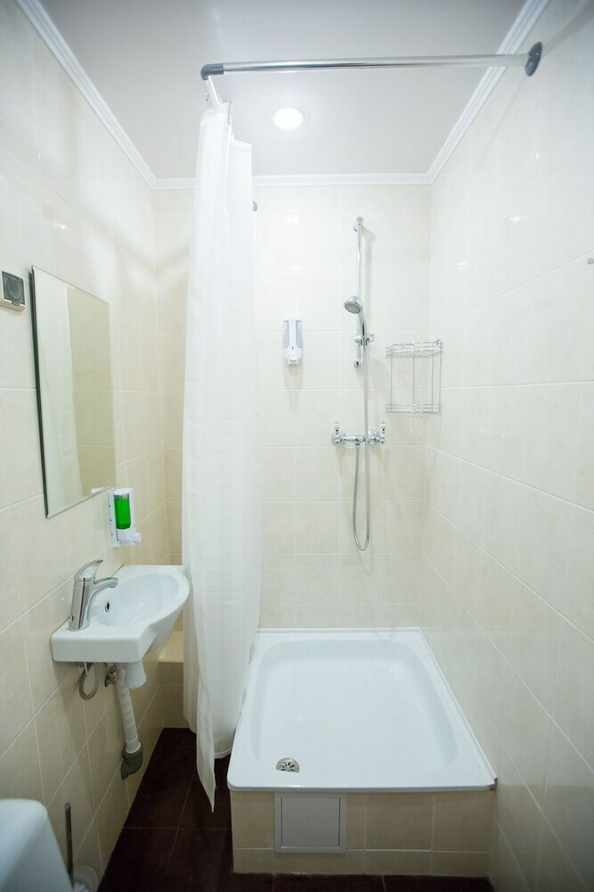 Karavannaya 5 Hotel