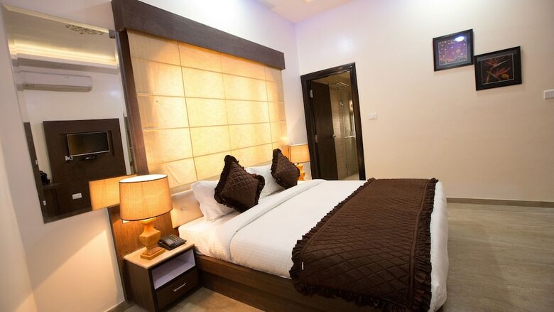 Hotel White Mushroom Jaipur V-inn