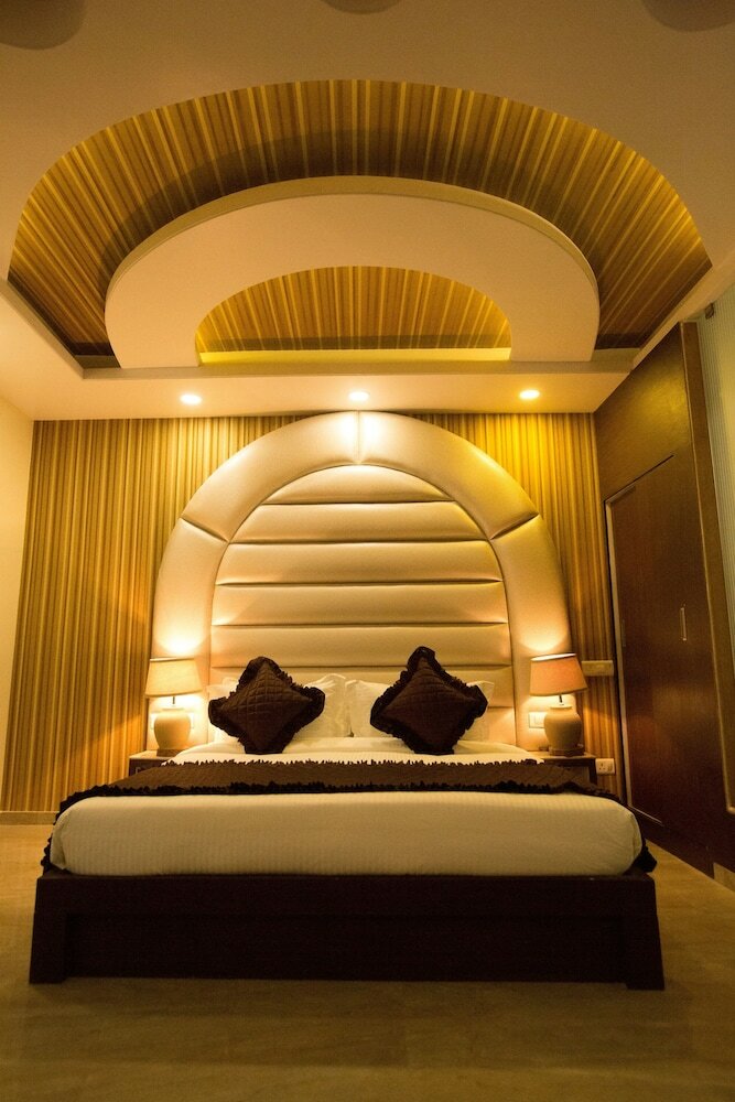 Hotel White Mushroom Jaipur V-inn