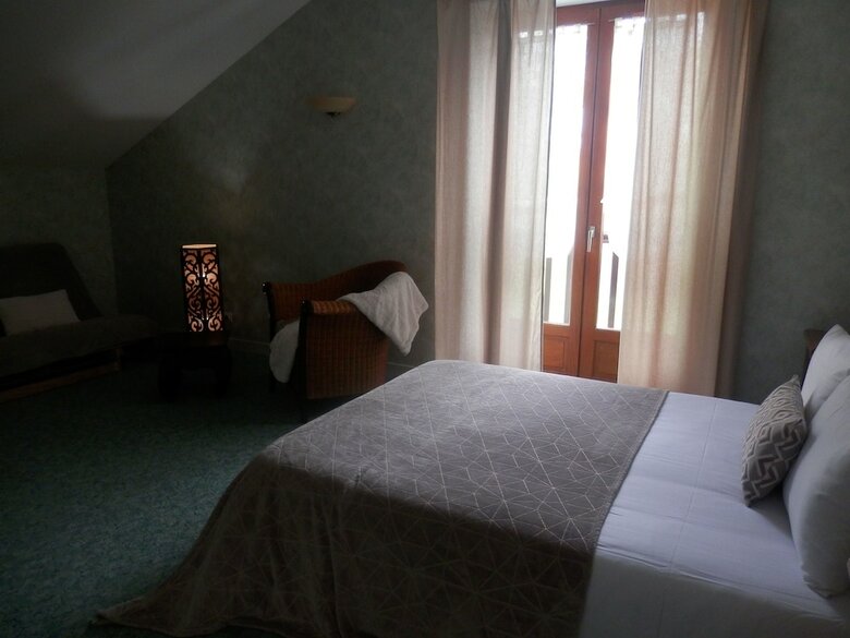 Bed & Breakfast Domaine de Lascaux - Chambres D'h�te