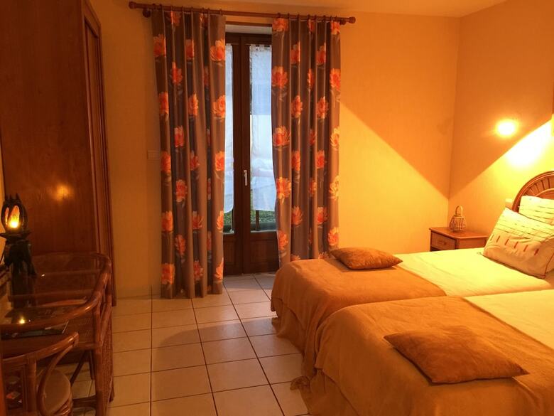 Bed & Breakfast Domaine de Lascaux - Chambres D'h�te