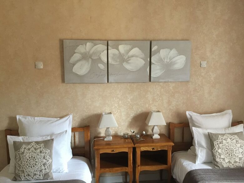 Bed & Breakfast Domaine de Lascaux - Chambres D'h�te