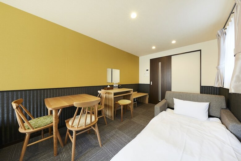 Apartamentos Rinn Nijo Castle
