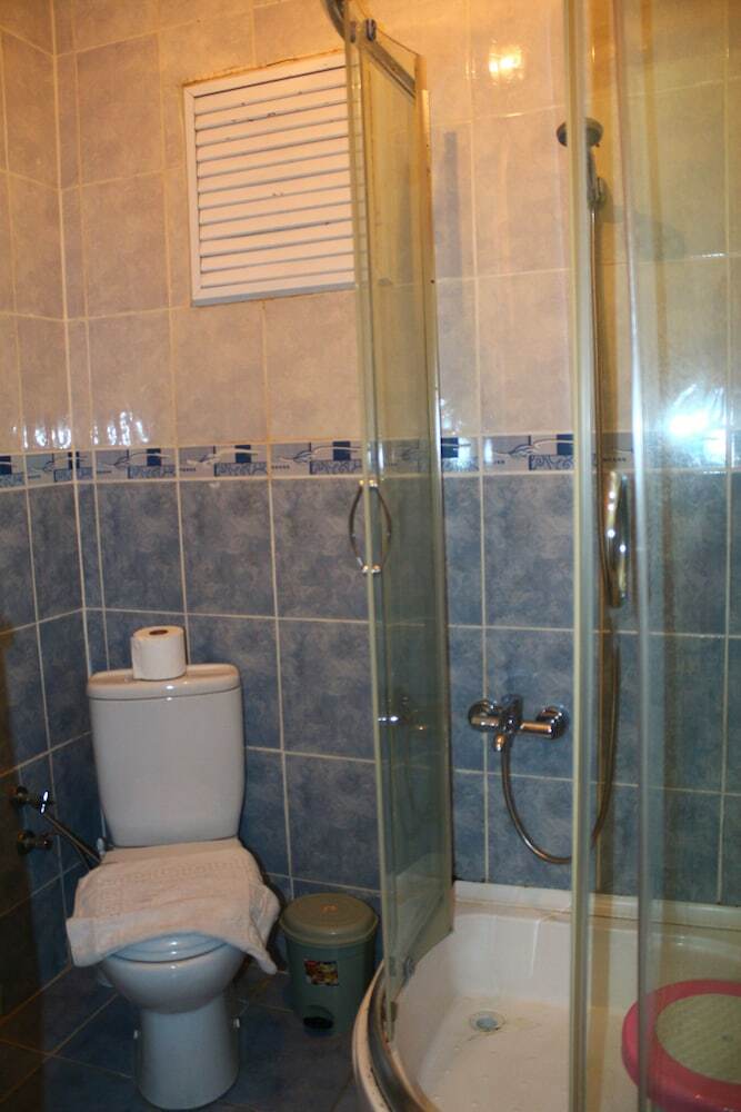 Mete Apartments