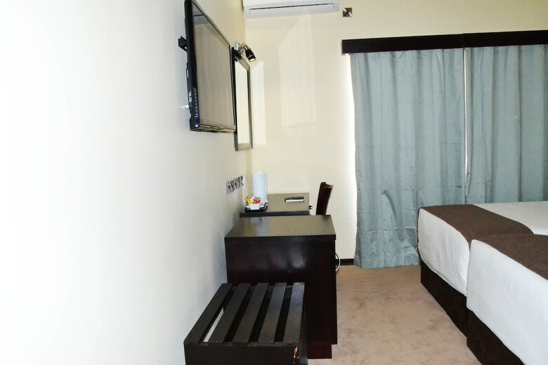 Thakadu Hotel, Casino & Conference Centre