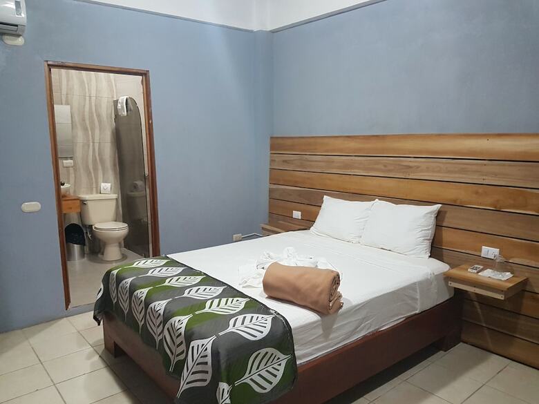 Fortuna Downtown Inn - Hotel