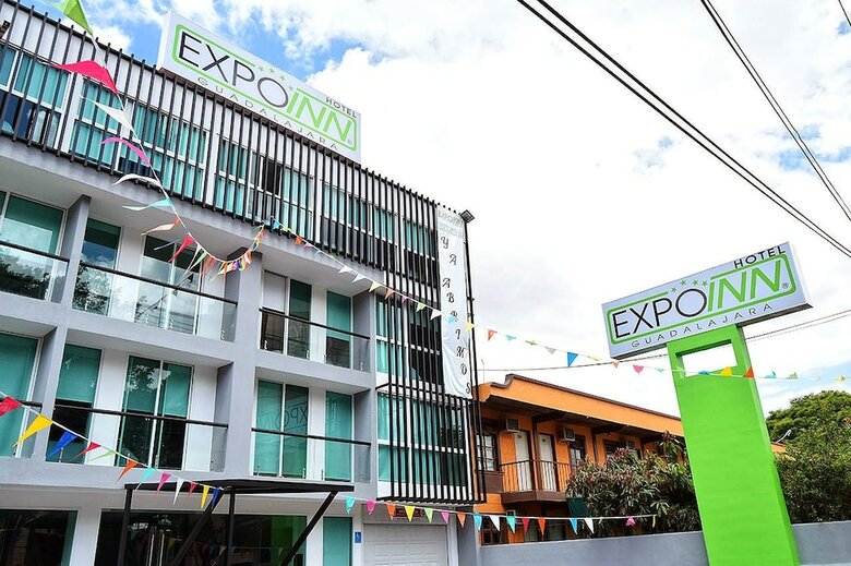 Hotel Expo Inn