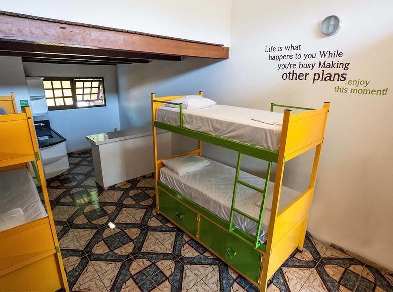 Hostal Pousada Tubes