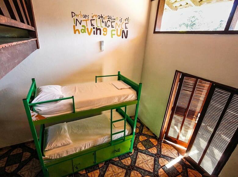 Hostal Pousada Tubes