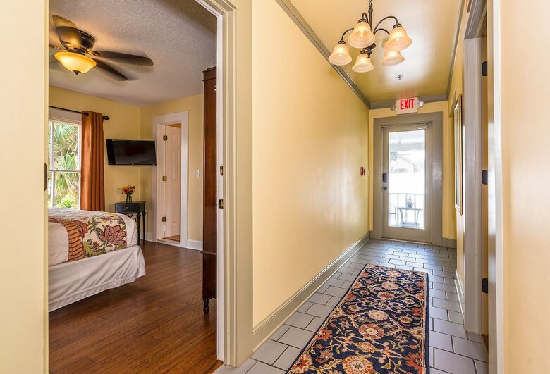 Bed & Breakfast 44 Spanish Street Inn