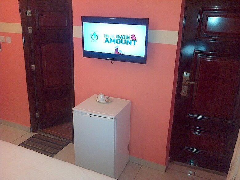 Hotel Esado Suites And Conference Oregun