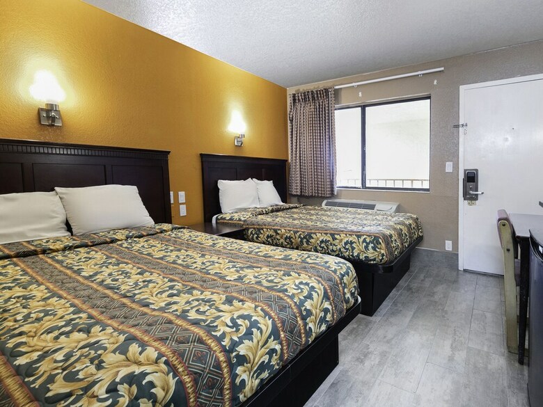 Motel Hotel Lake Charles Hwy 10