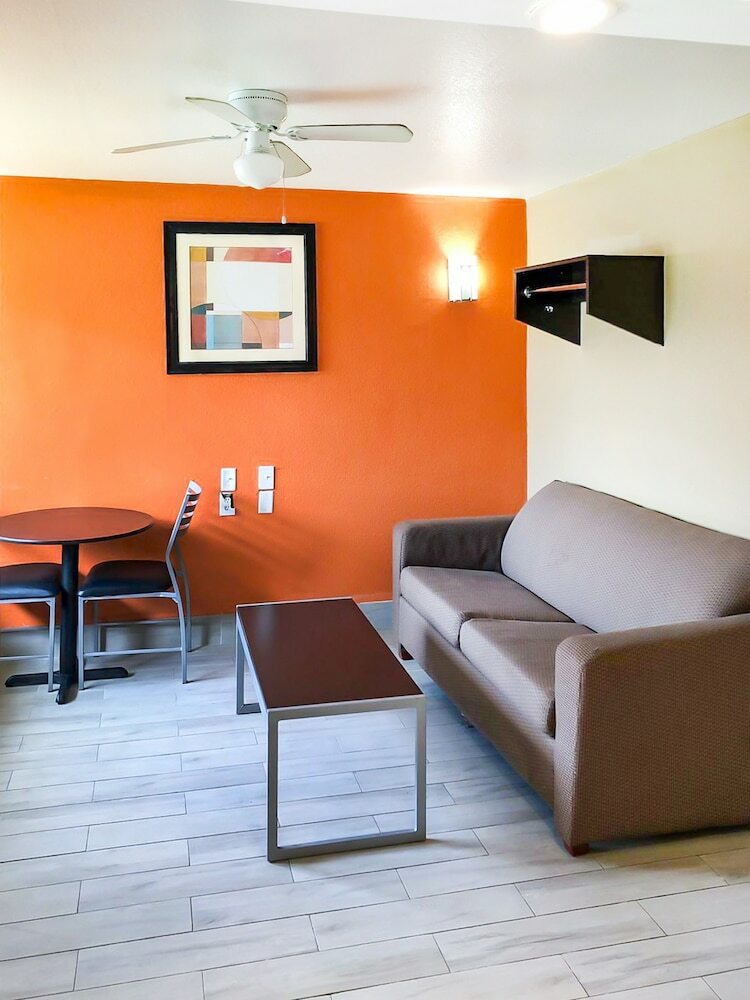Motel Hotel Lake Charles Hwy 10