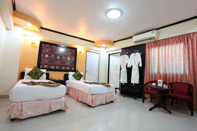 Home Pattaya Hotel
