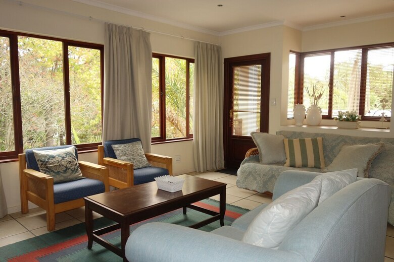 Hotel Cherry Berry Guest House