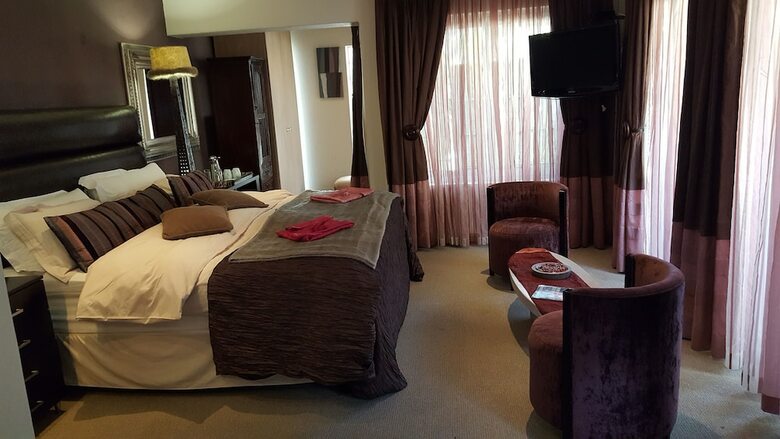 Hotel Kumbaya House