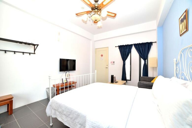 Hotel Hoyu House