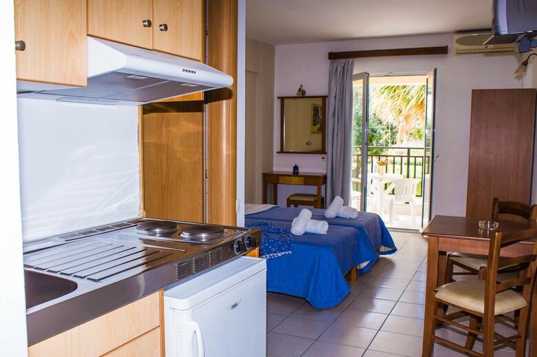 Aparthotel Sunshine Studios & Apartments