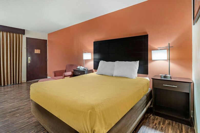 Motel Econo Lodge Urbandale-northwest Des Moines
