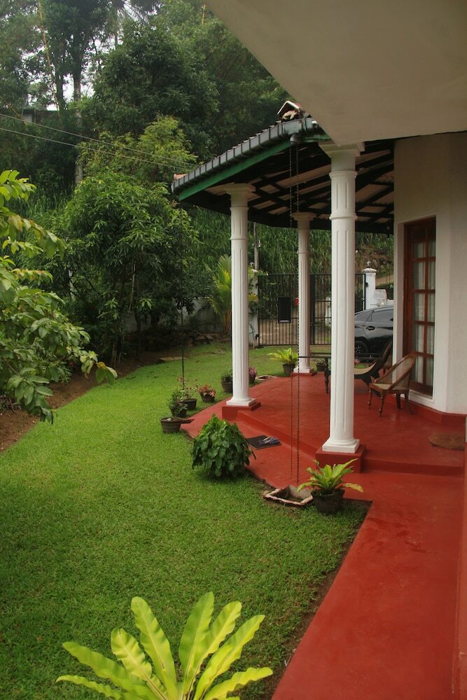 Hotel Pearl House